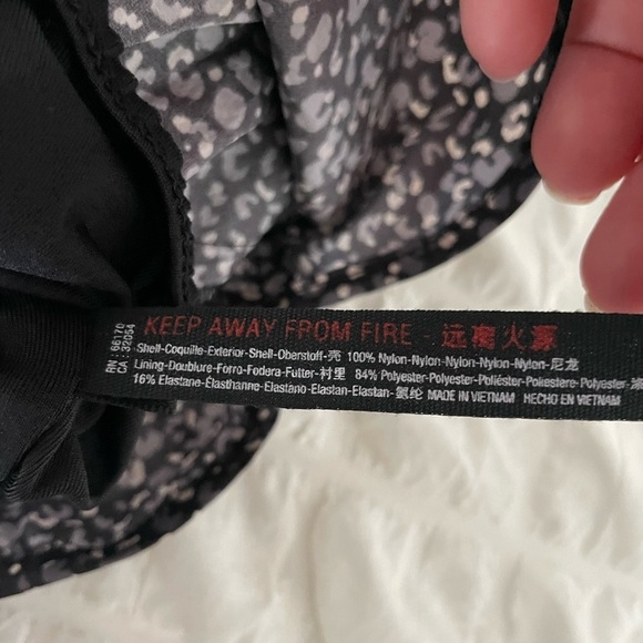 Free people movement cheetah print workout shorts - Picture 10 of 10